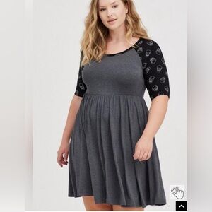 Torrid Skulls Skater Dress!  Super Soft, NWT, 1X, 1, 14-16.
